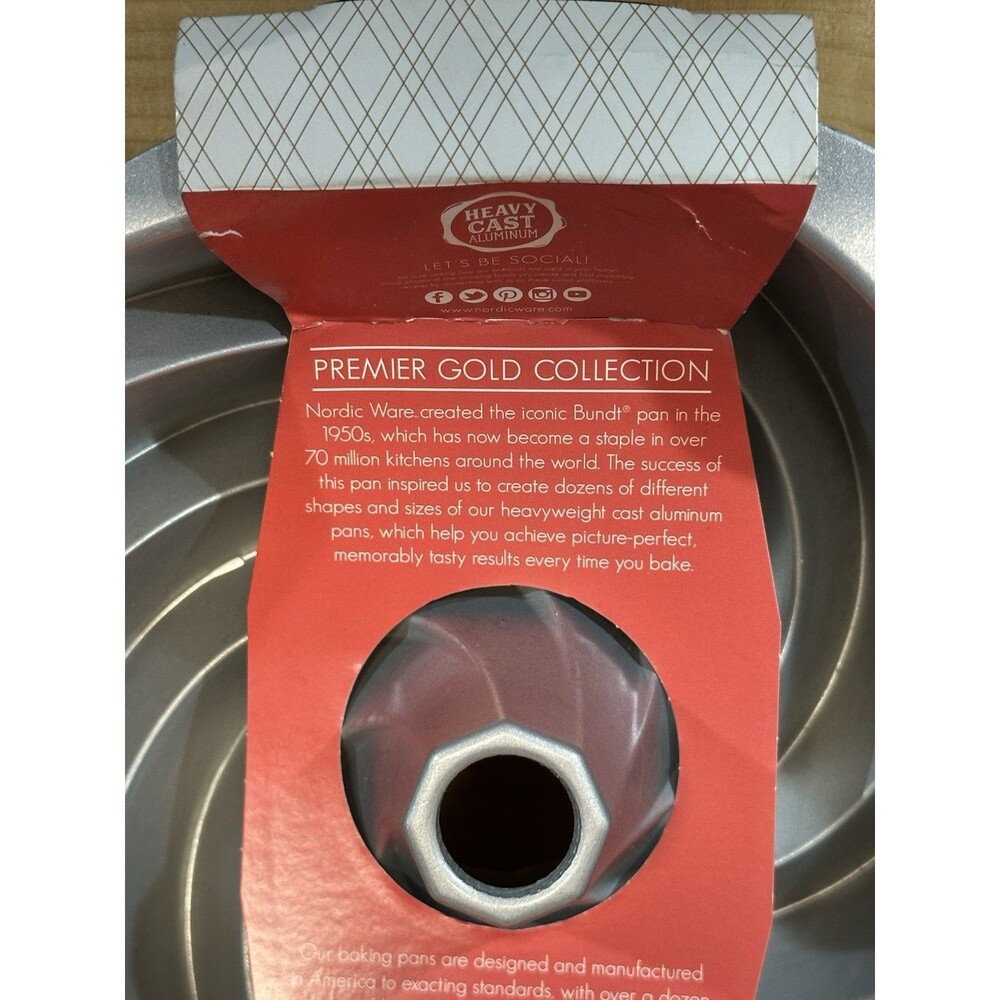 Nordic Ware Heritage Spiral Cake Bundt Pan 6 Cup Gold Cast Aluminum USA - Picture 6 of 6